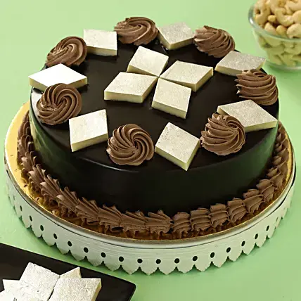 Ferns N Petals Chocolate Cream Cake with Kaju Katli Half kg | Birthday Cake  | Fresh Cake | Cream Cake : Amazon.in: Grocery & Gourmet Foods