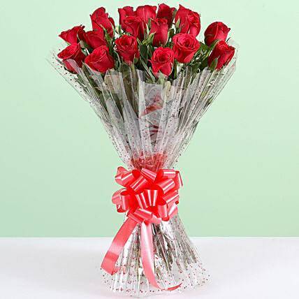 Romantic 10 Red Roses Bouquet - Luv Flower & Cake