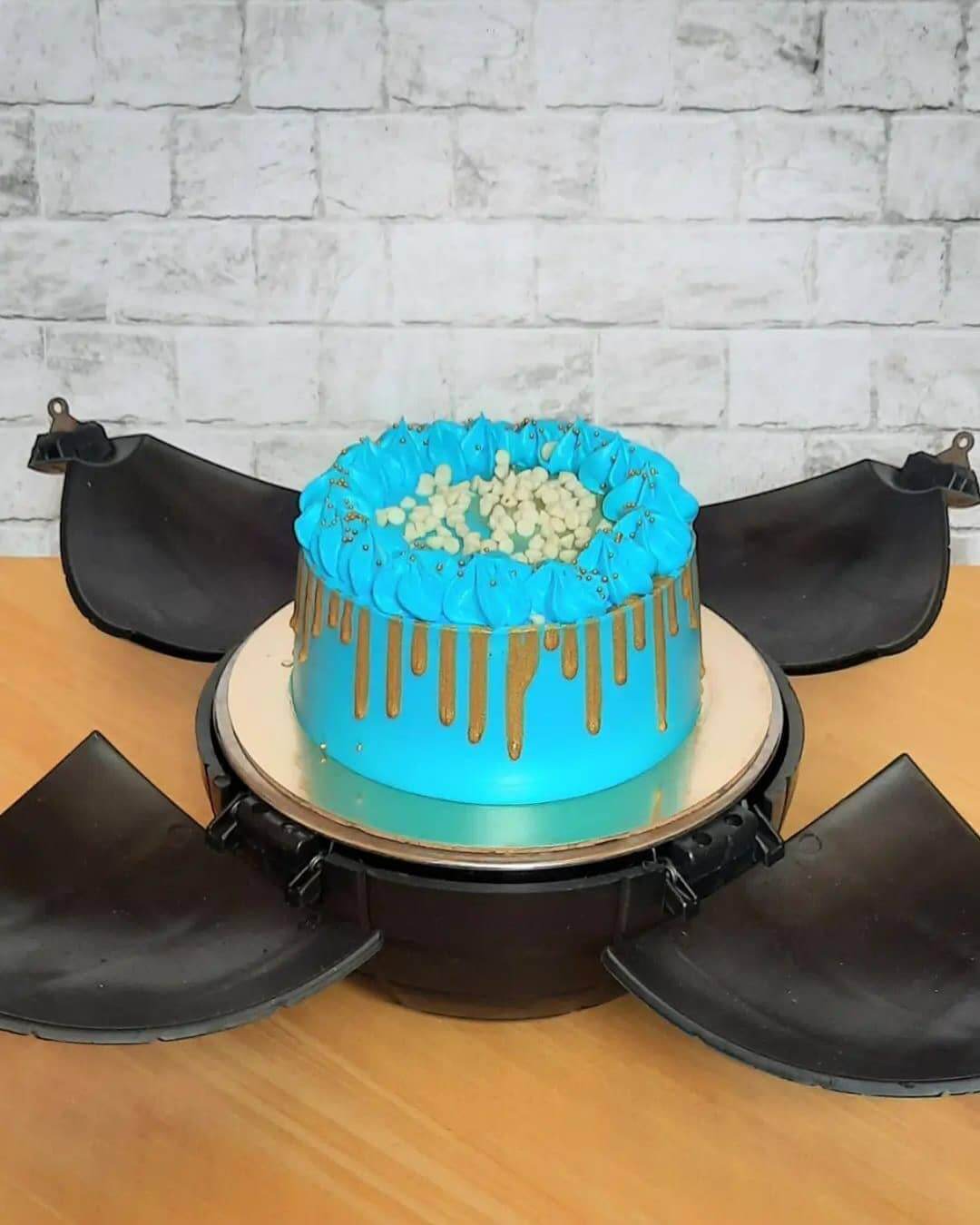 The Bomb Cake : 4 Steps - Instructables