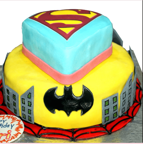Batman & Superman Theme Cake By Bakisto