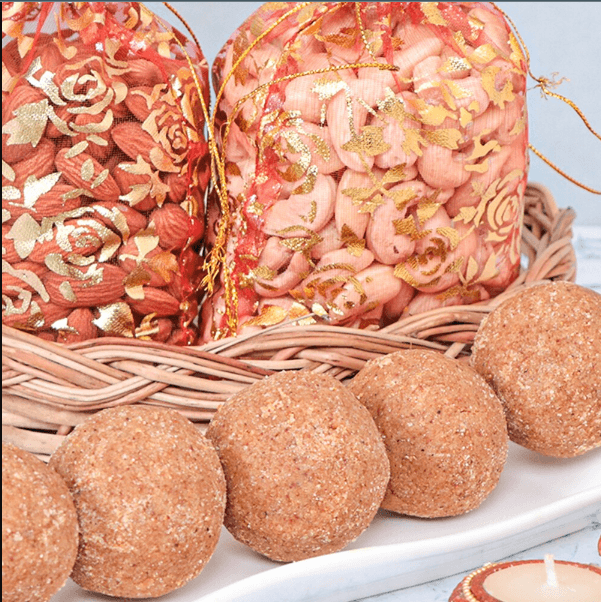 Lavishing Diwali Wishes - Image 2