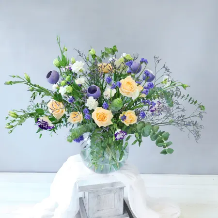 Blooming Carnival in a Vase - Image 2