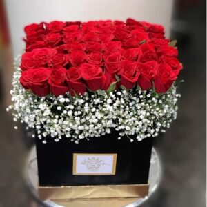 Bed Of Roses in a Square Box