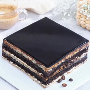 Mocha Swirl Delight Eggless Cake- Half Kg