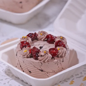 Luscious Mini Chocolate Cake 300 Gms